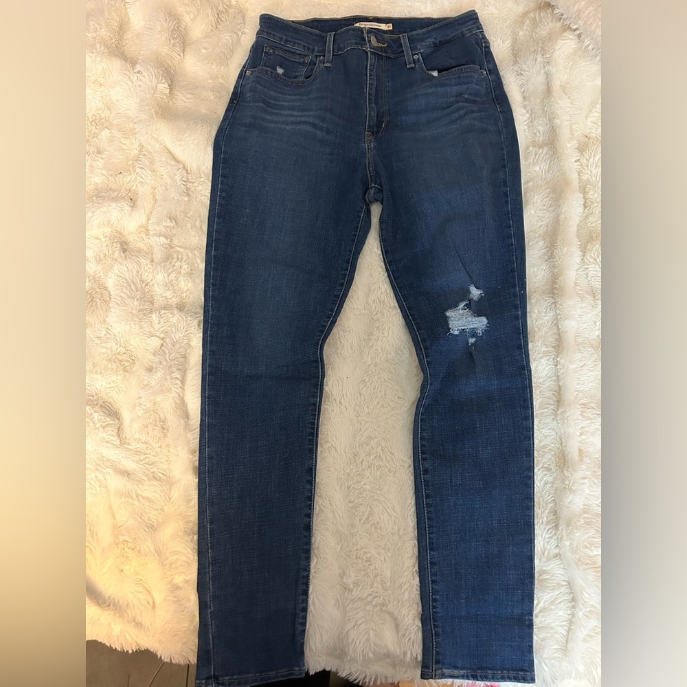 721 Levi’s High Rise Skinny Jeans